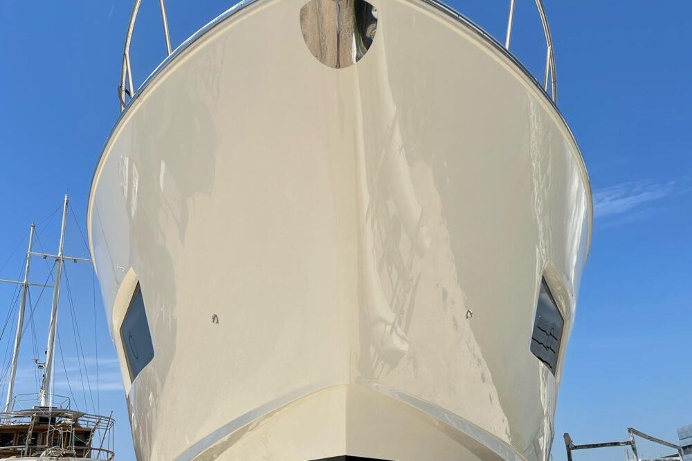 2021 FERRETTI YACHTS 670 